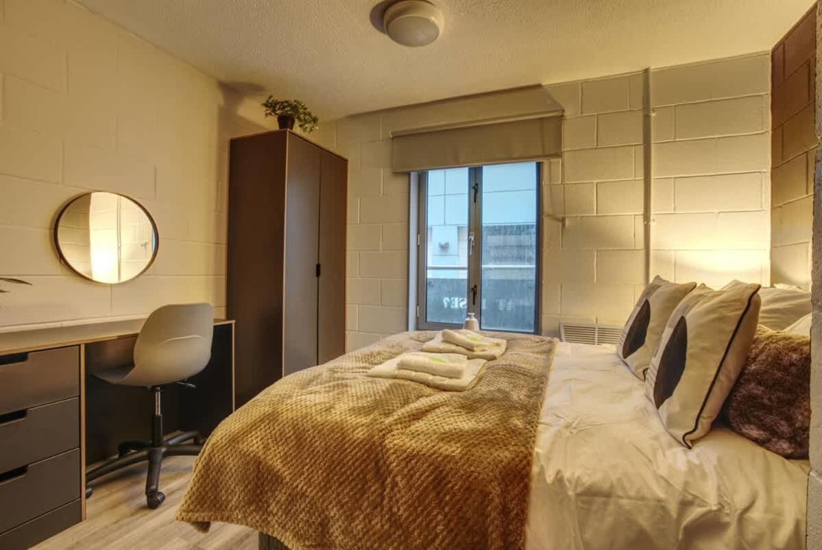 1Br City Centre Apt, Self Check In, Wifi, By Derbnb Шефилд Экстерьер фото